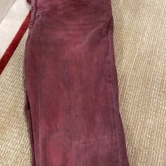Men’s 40x32 Joe’s Jeans burgundy color - Picture 12 of 15